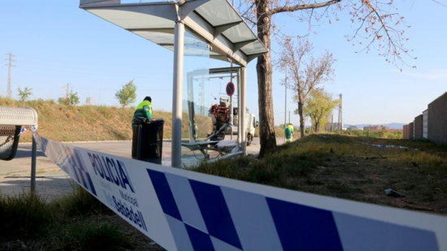 La parada de bus de l&#039;accident mortal de Sabadell.