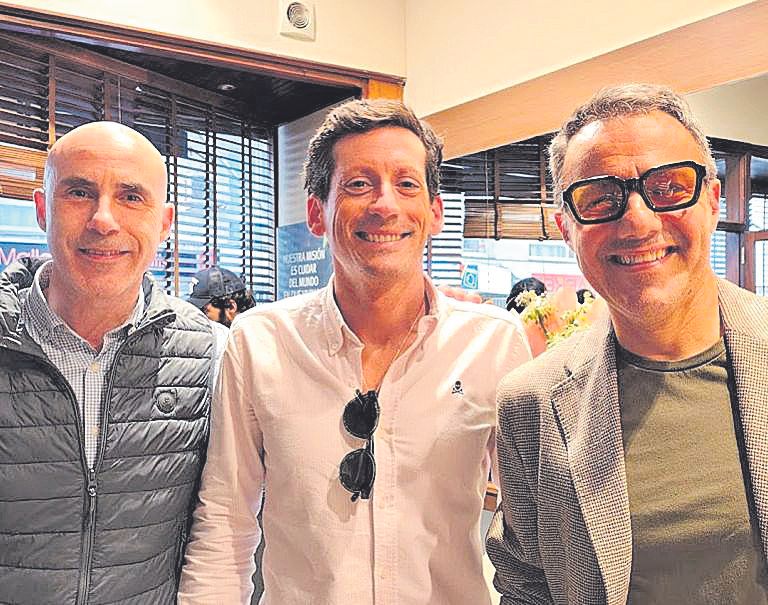 Juanjo , Manu Blanco y Sebas Lladó.