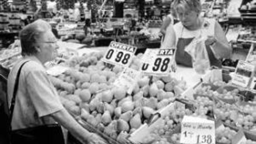 Sandía, melón y tomate valen en tiendas entre 10 y 17 veces más que en el campo