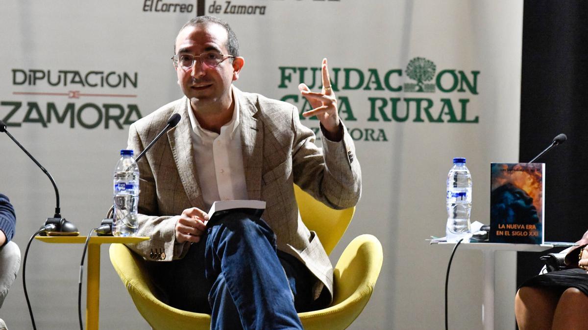 Luis Santamaría, ayer en el Club La Opinión-El Correo De Zamora