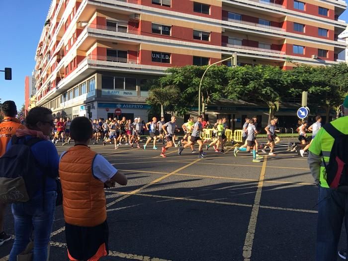 La salida de la HPS San Silvestre desde León y Cas