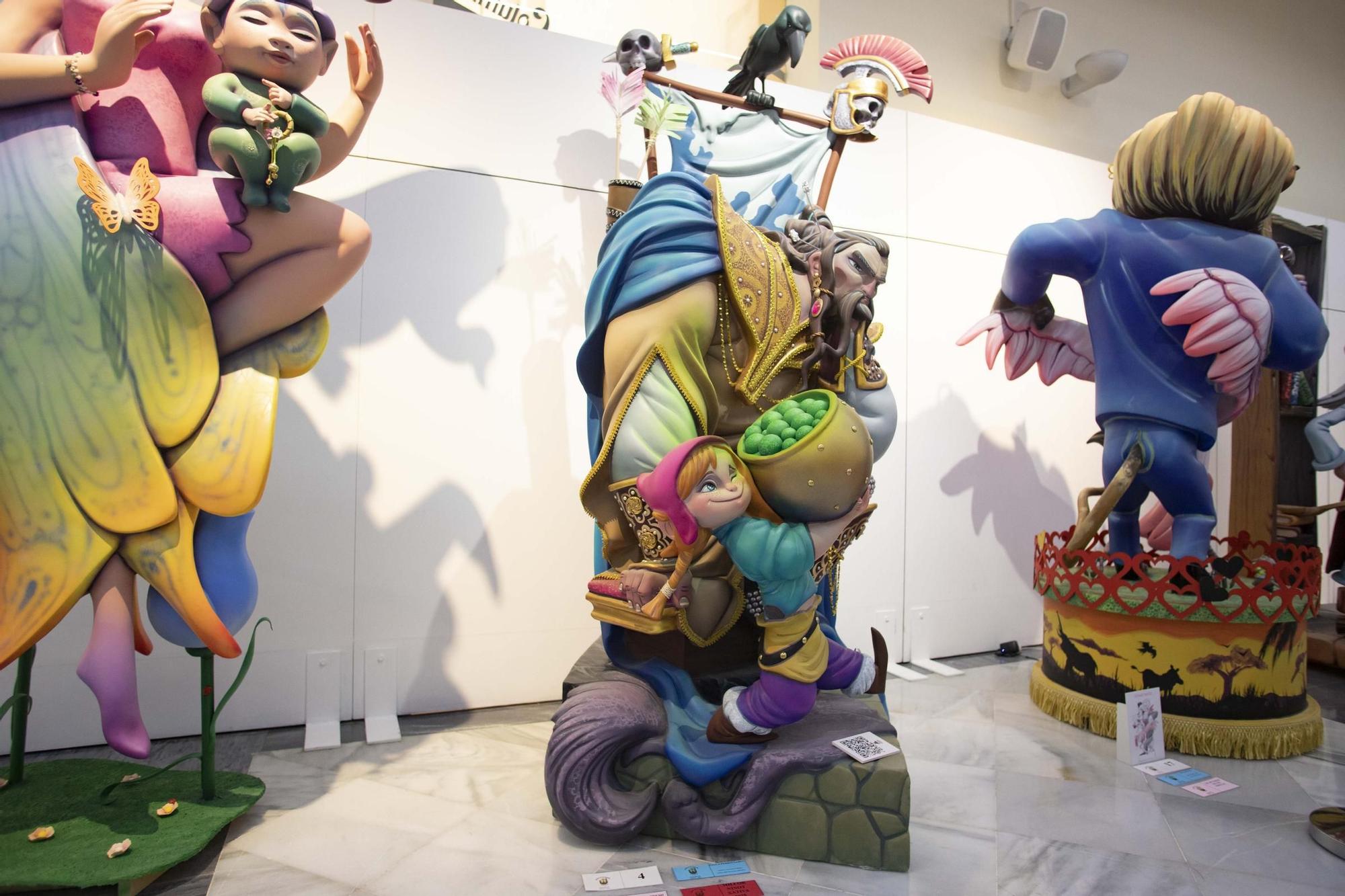 Así son los mejores “ninots” de las 19 fallas de Xàtiva