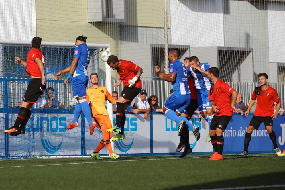 Der mallorquinische Fußball-Drittligist Atlético Baleares hat am Samstagabend (27.8.) gegen die Filialmannschaft von Real Mallorca mit 2:1 gewonnen.