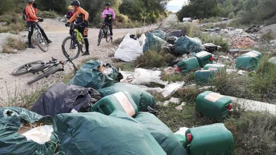 Más vertidos incontrolados en la Llacuna