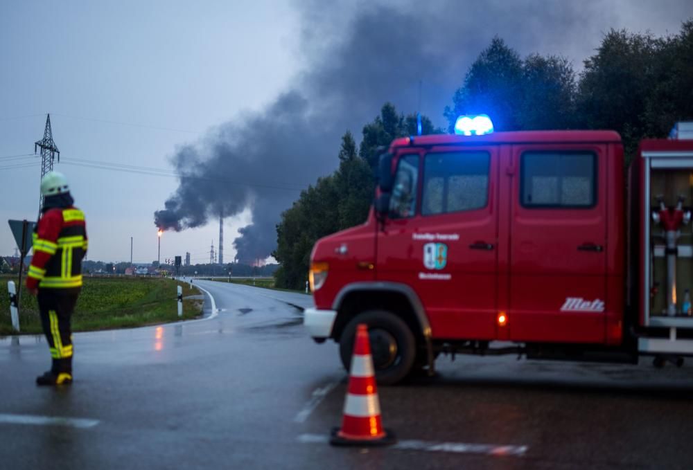 Incendio en una refinería en Alemania