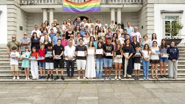 Acto de entrega dos galardóns ao alumnado premiado.   | // D.P.
