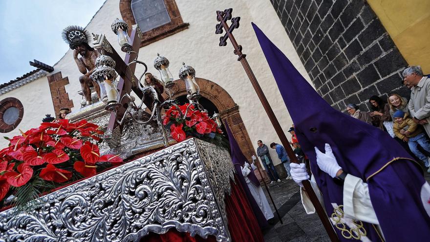 На Тенерифе святкують Великдень: острів охопили урочисті богослужіння та процесії