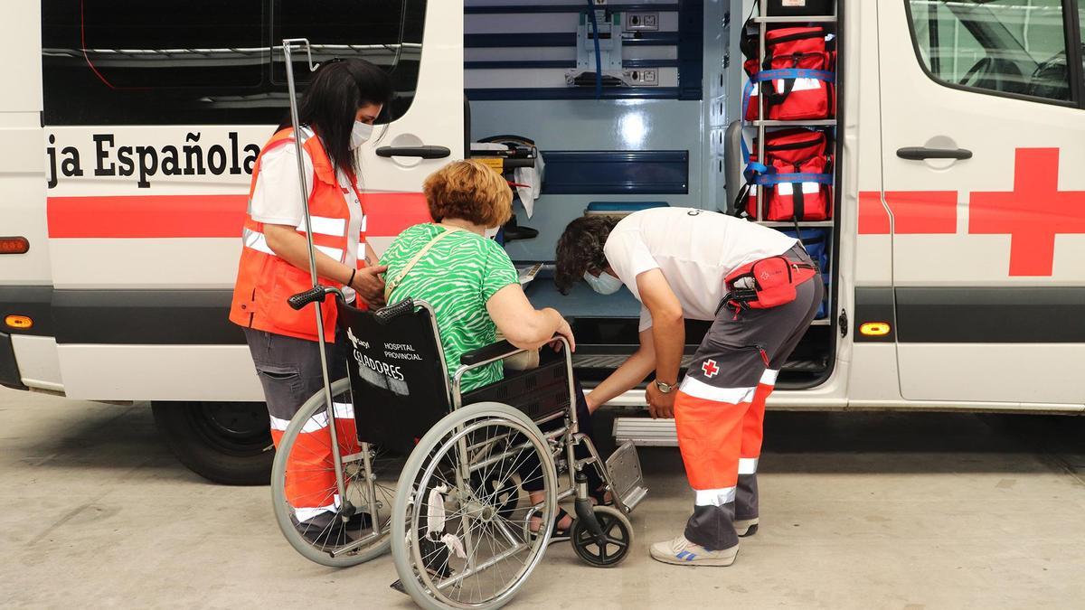 Un equipo de de respuesta básica en emergencias de Cruz Roja.