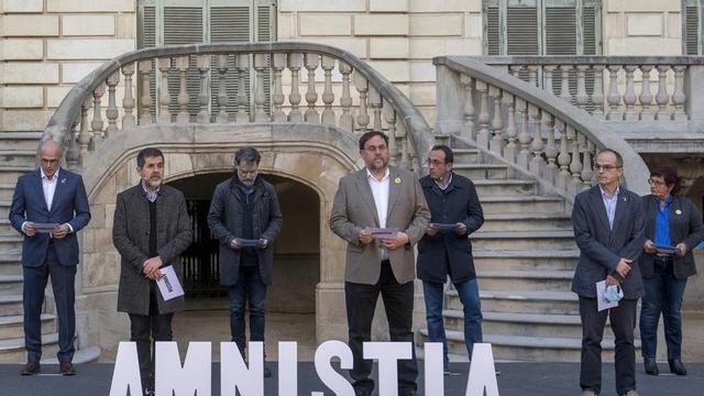Líders del procés llegeixen un manifest a favor de la seva amnistia, l’1 de febrer del 2021 a Barcelona.