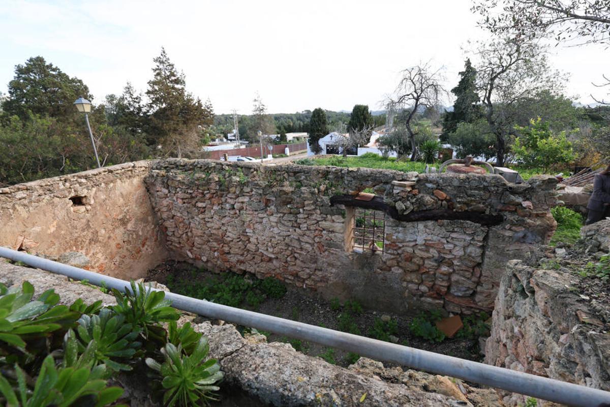 El estado derruido de uno de los corrales.