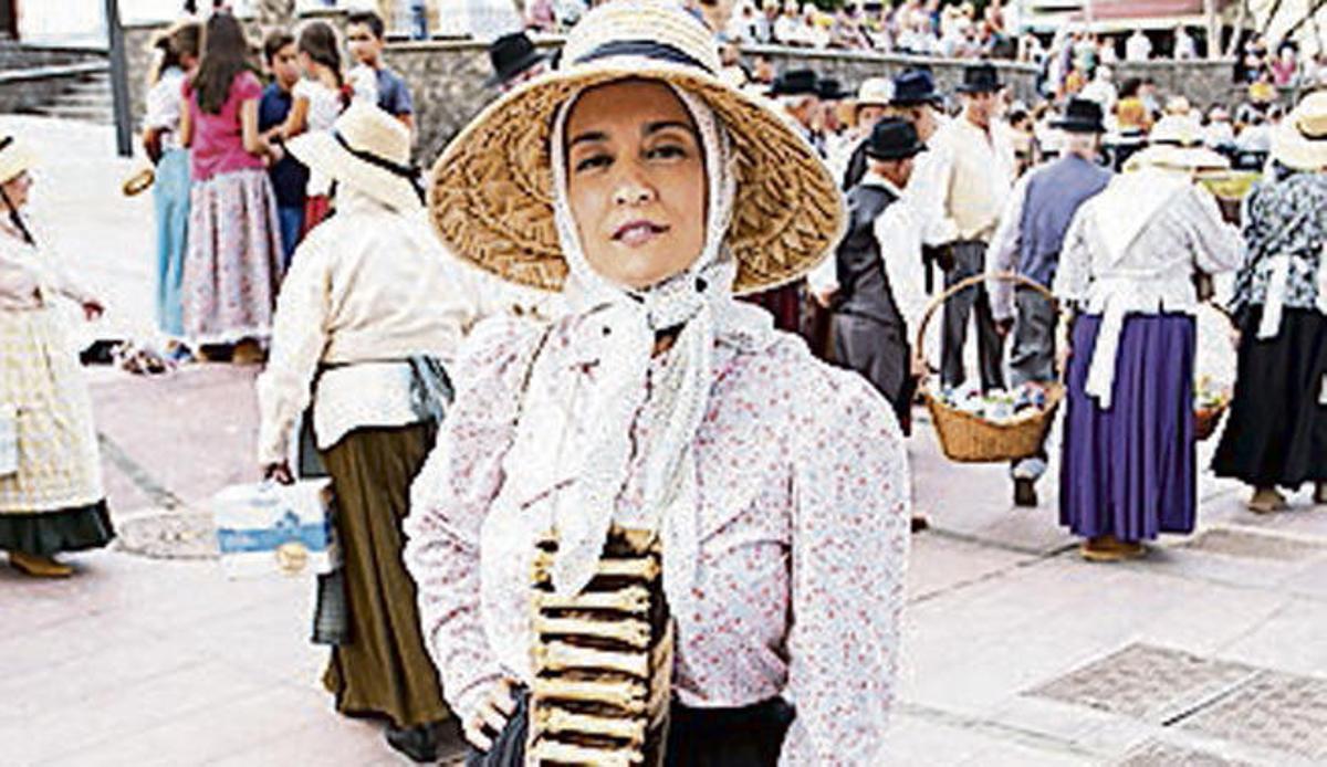 Folías e isas para la Virgen del Rosario