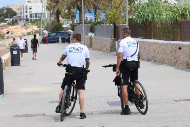 PSOE de Sant Antoni: "Hay gente que ha llamado a la Policía y les han contestado que no hay agentes"