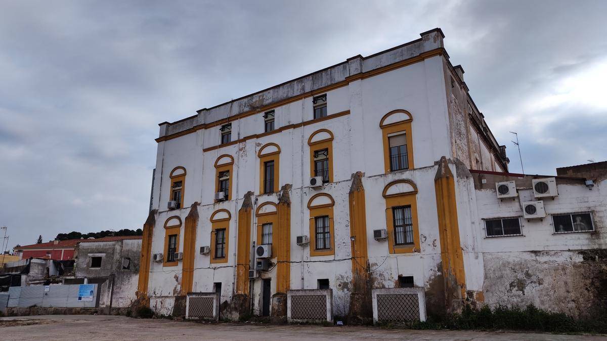 La sede de la EOI de Badajoz está en el Palacio de Godoy.