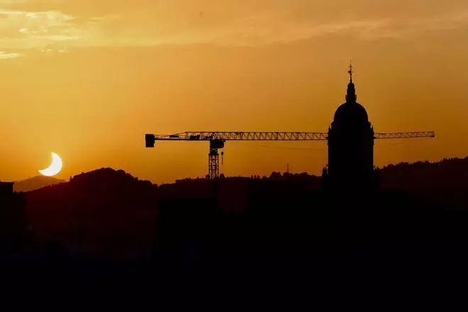 El eclipse solar en Málaga capital