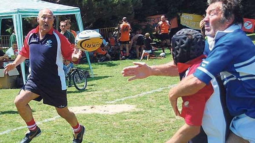 Manolo Lago, delegado del Universidade de Vigo Iveco, también participará en el partido de veteranos.