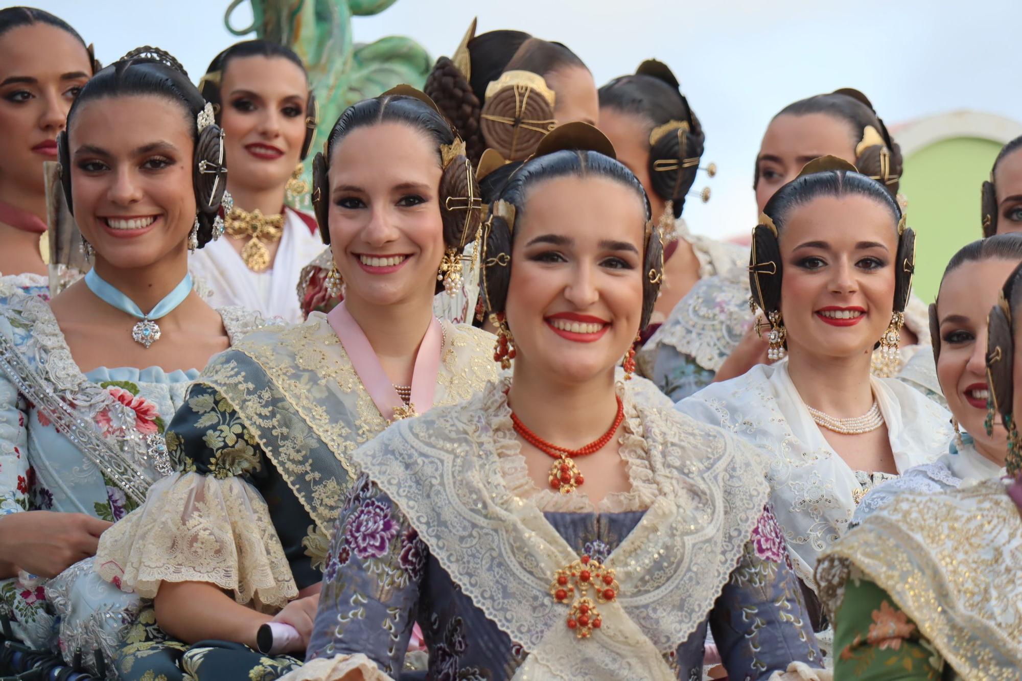 La Batalla de Flores de las candidatas a Falleras Mayores de València