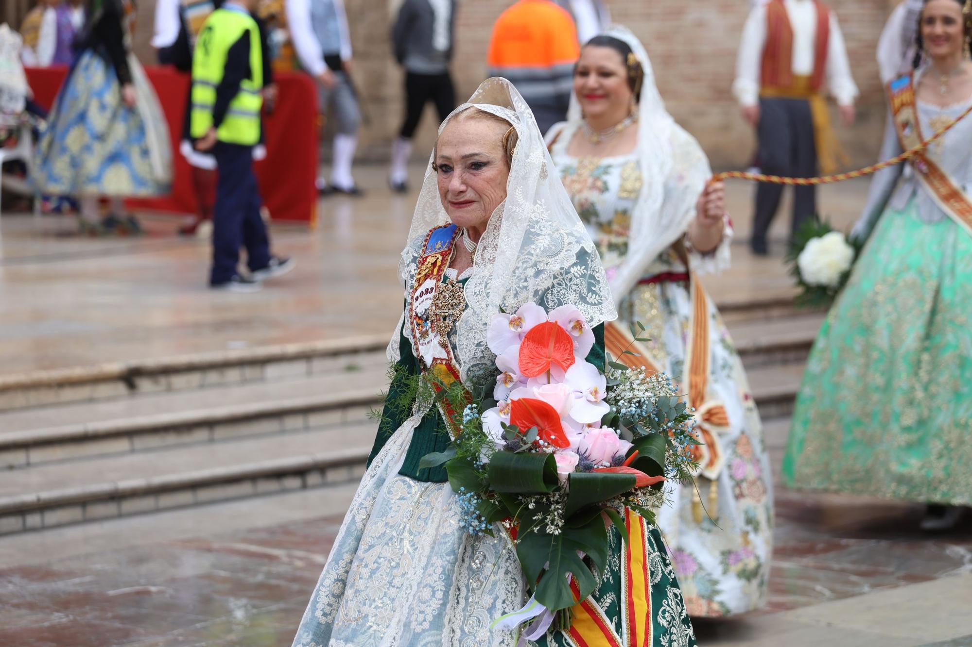 Ofrenda 2023 | Falleras Mayores e Infantiles de comisiones del 17 de Marzo (y II)