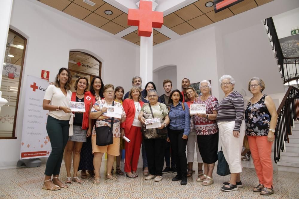 Presentación del calendario solidario de Cruz Roja