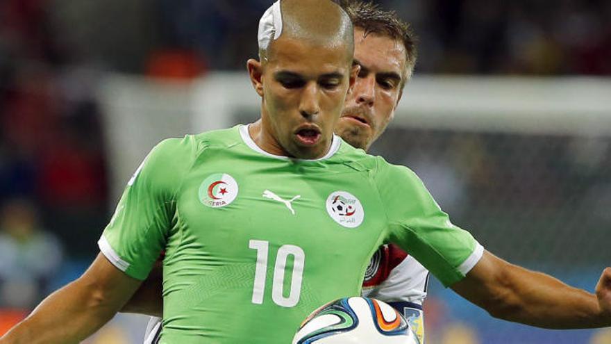 Feghouli, convocado para jugar la Copa África