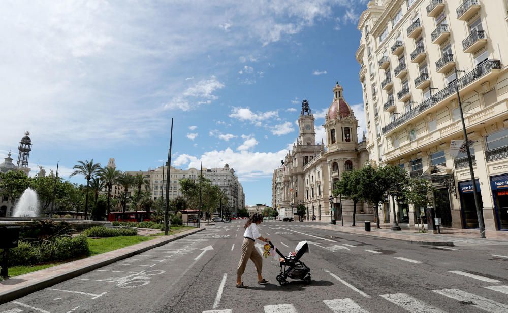 Primer fin de semana desde la peatonalización completa de la Plaza del Ayuntamiento.