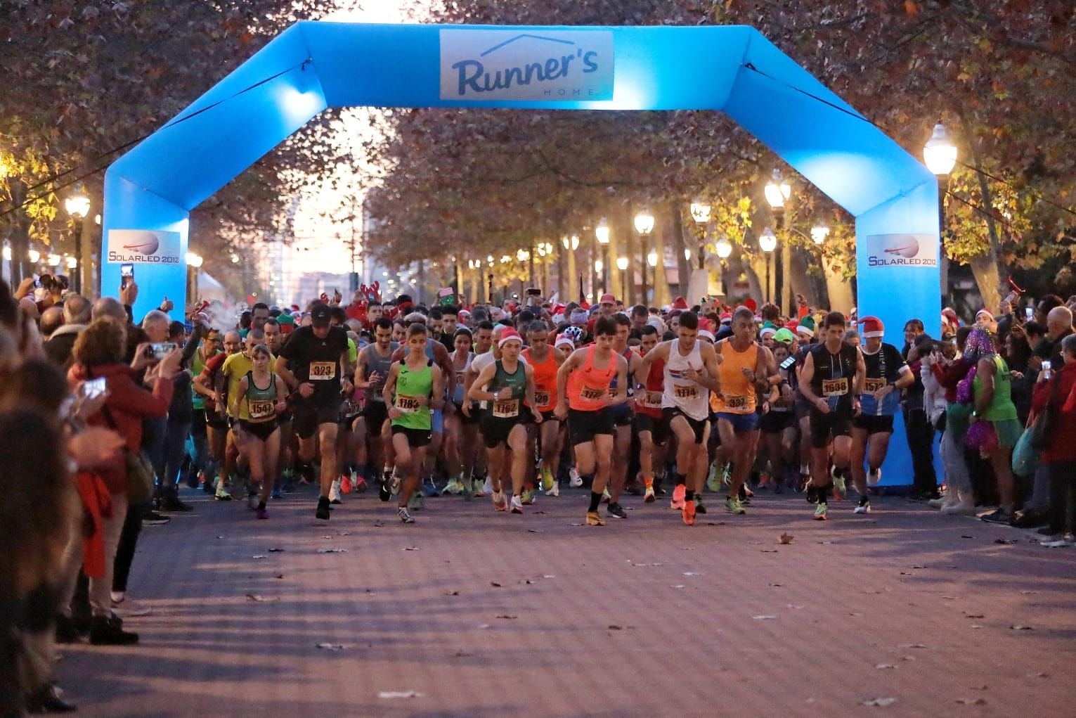 Galería | Castelló despide el año corriendo la San Silvestre: ¡busca tu foto!