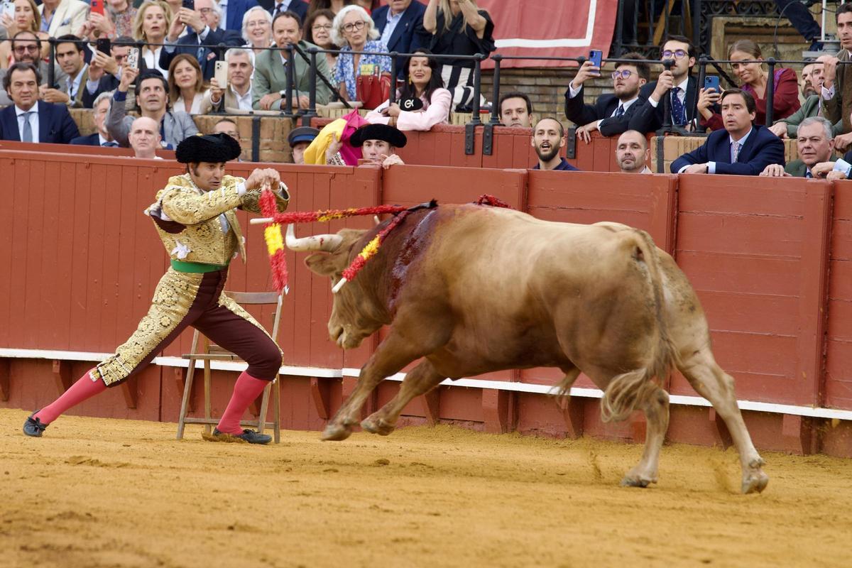 Morante puso banderillas como un arrebato de su genialidad.