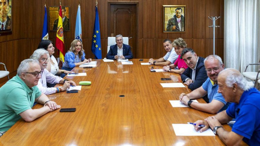 Junta de gobierno provincial, celebrada ayer. | FdV