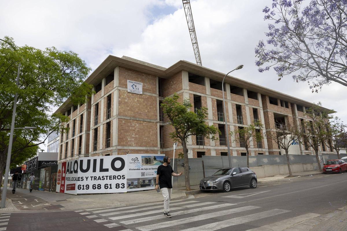 Los proyectos de nuevas viviendas se mueven este año en cifras casi idénticas a las de 2024.