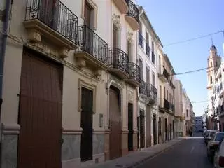 Rafelcofer hará semipeatonal la calle Major con ayuda de la Diputación