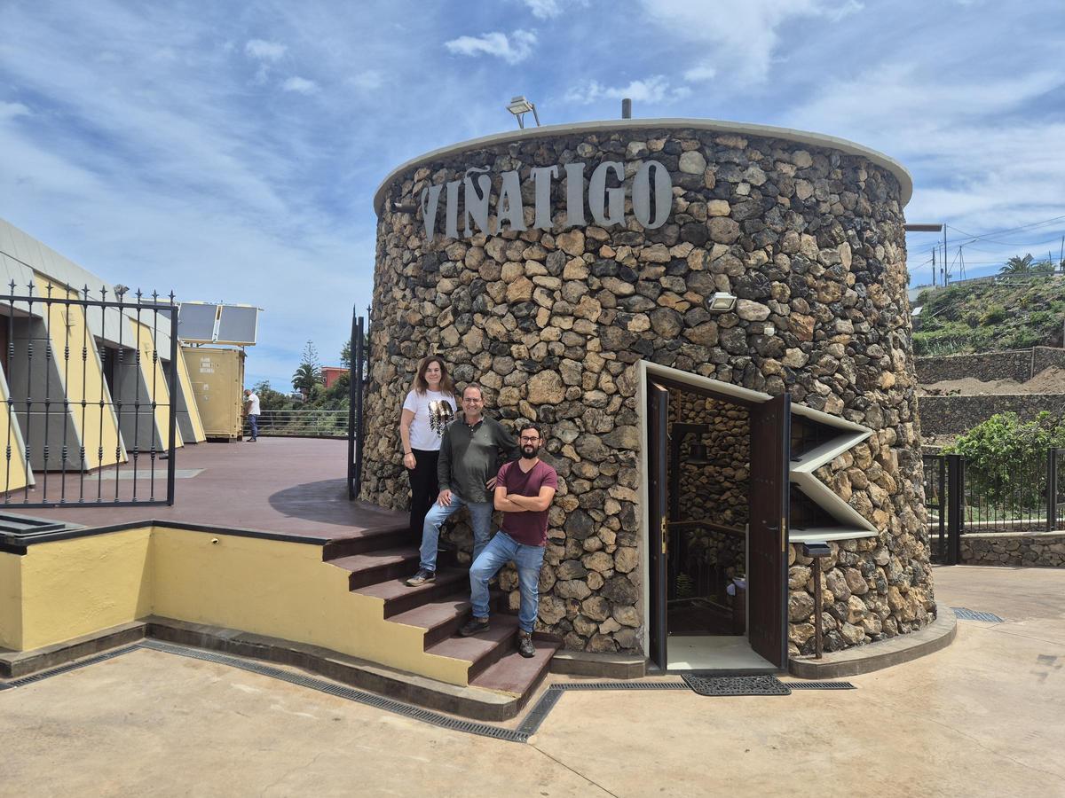 Parte del equipo de la bodega.