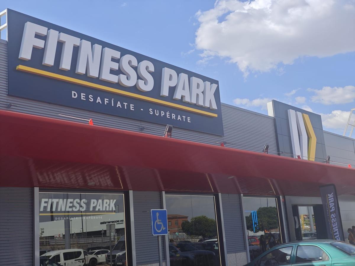 El gimnasio Fitness Park abre sus puertas El gimnasio Fitness Park abre sus puertas