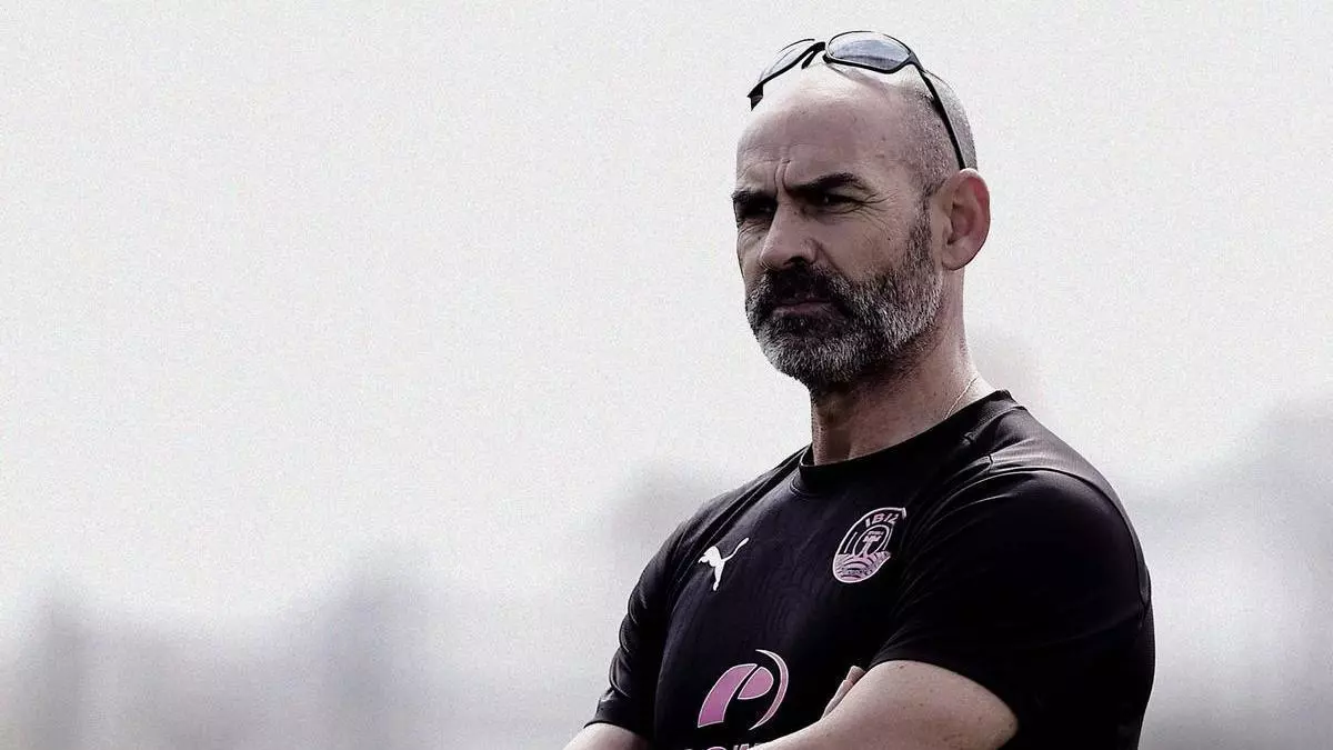 Paco Jémez reclama a los árbitros que eviten las pérdidas de tiempo: "Nos estamos cargando el fútbol"
