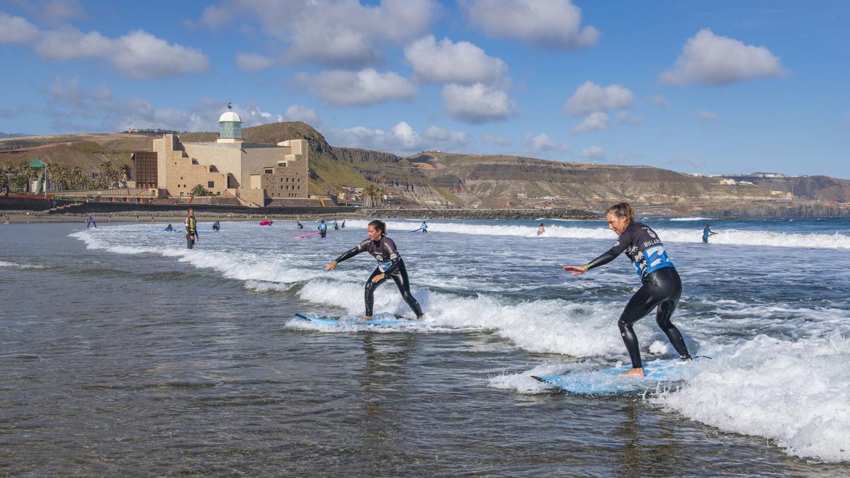 Clases de surf en La Cícer