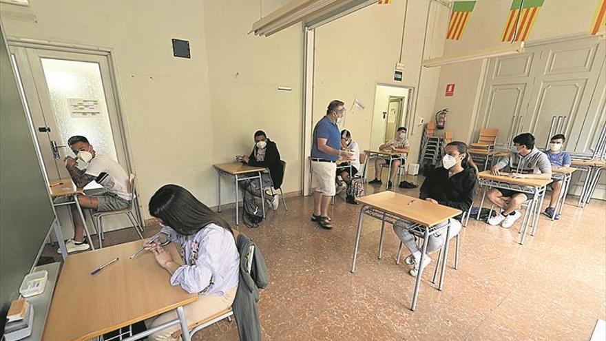 Educación garantiza el 100% de clase presencial hasta los 12 años