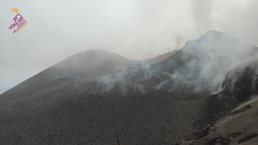 El regreso a sus casas de los desalojados por el volcán de La Palma todavía tardará