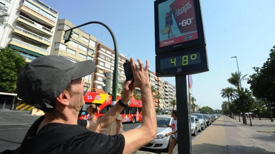 Córdoba alcanza hoy los 44,2º C y la Aemet da un aviso rojo para mañana