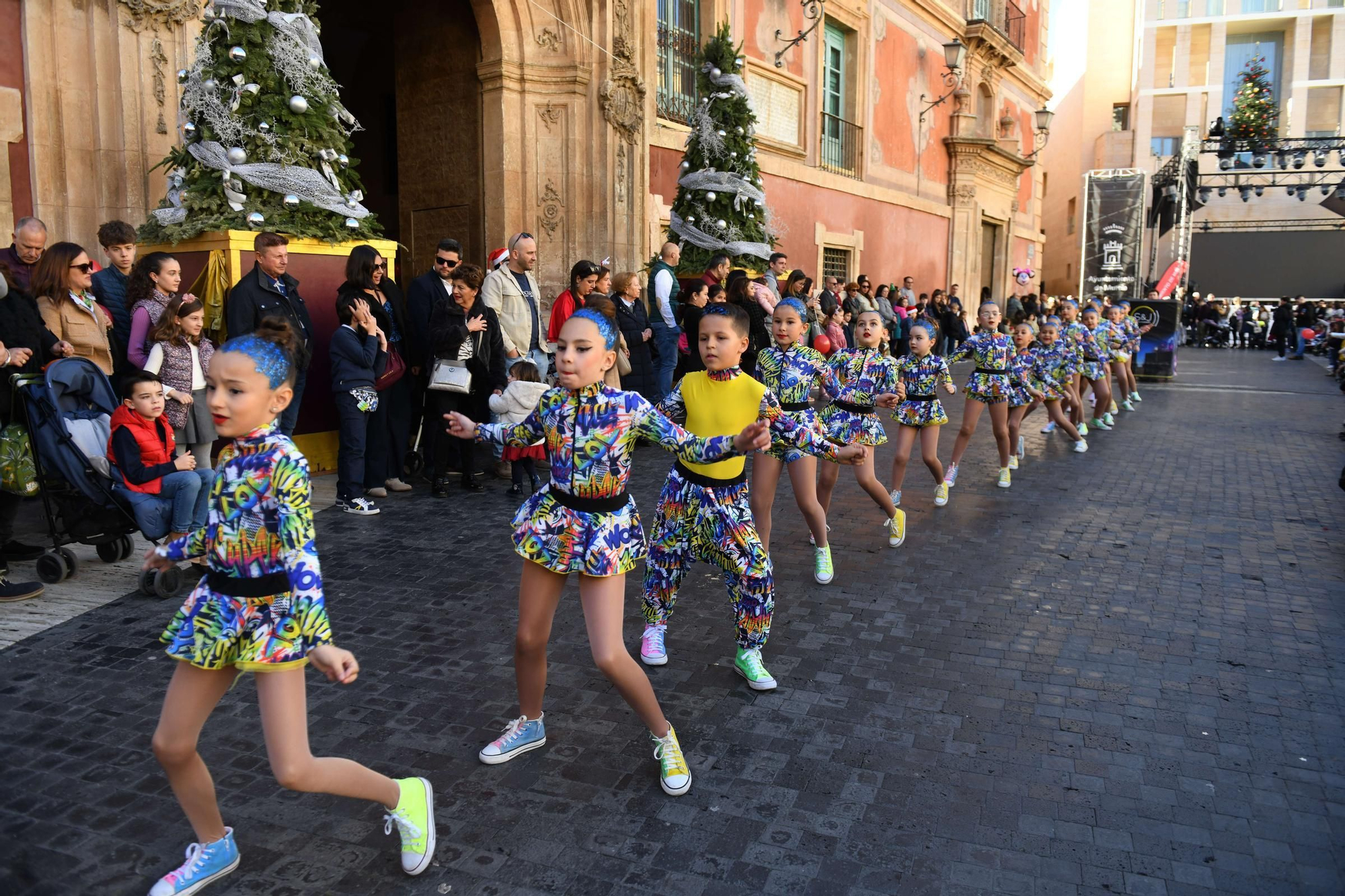 Las mejores imágenes del desfile de Papá Noel en Murcia