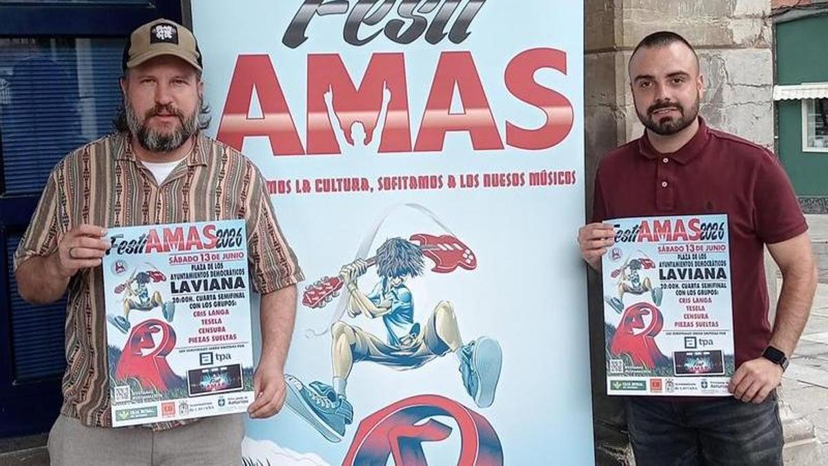 Los concejales Pablo Vázquez y Diego Barbón, presentando el concierto de FestiAmas.