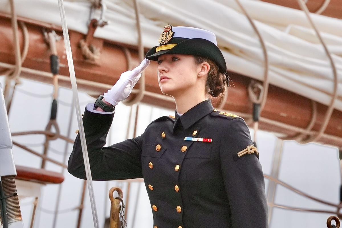 La Princesa Leonor debuta en la radio con un mensaje de cariño para los españoles dedicados a la mar