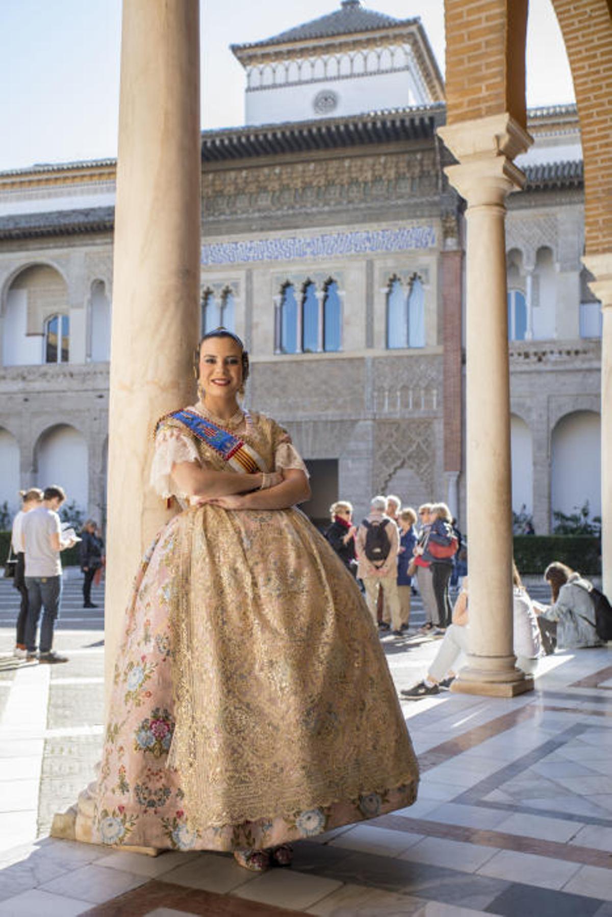 Extra Fallas 2020 | Memoria de la visita de la fallera mayor y corte a Sevilla Extra Fallas 2020 | Memoria de la visita de la fallera mayor y corte a Sevilla