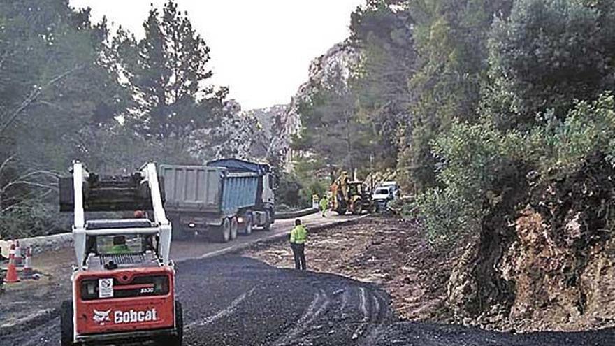 Obras en el tramo hundido en Lluc