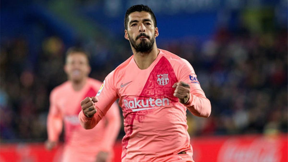 Jugadores Messi Botas Rosas Luis Suárez Bota De Oro 2015 2016