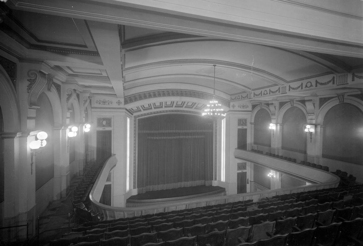 Anfiteatro de la Sala Born en el año1952