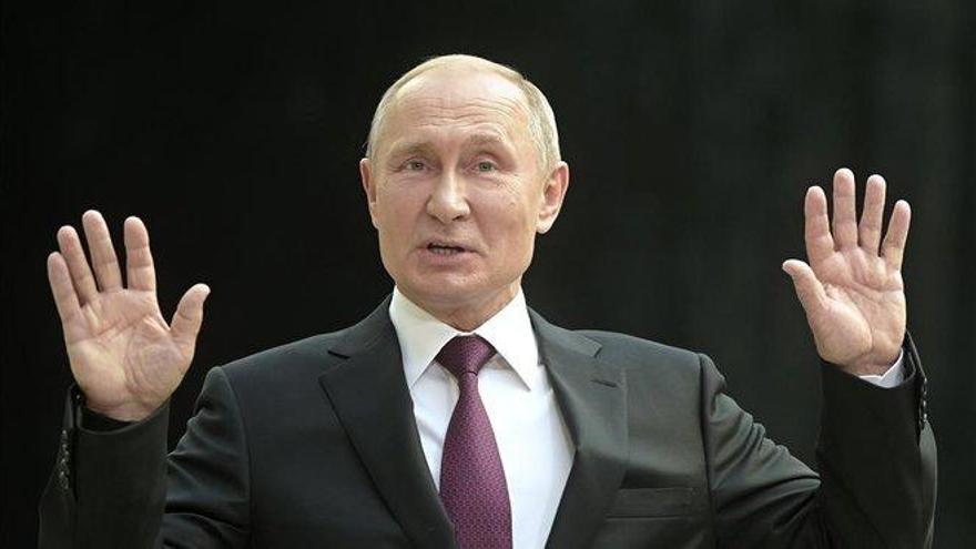 Putin llama a EEUU a reabrir el diálogo tras el abandono del tratado nuclear