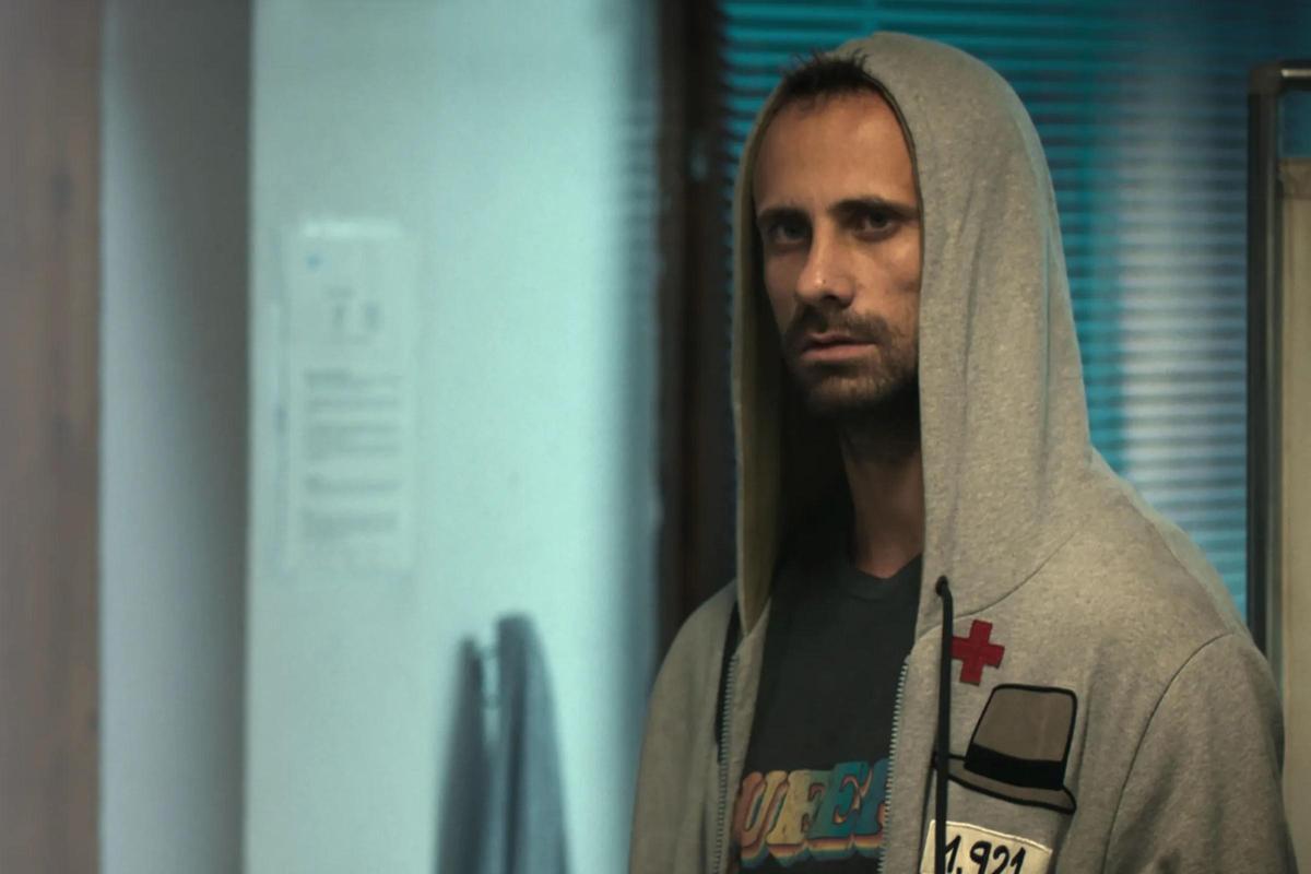 Un frame de la serie 'Yo, adicto' disponible en Disney +