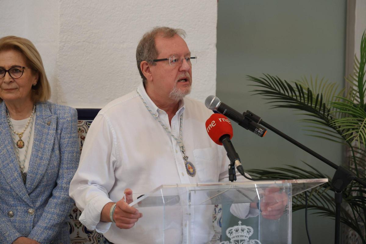 Galería | Así es la exposición de mantos de la Virgen de la Montaña Primigenia de Cáceres Galería | Así es la exposición de mantos de la Virgen de la Montaña Primigenia de Cáceres