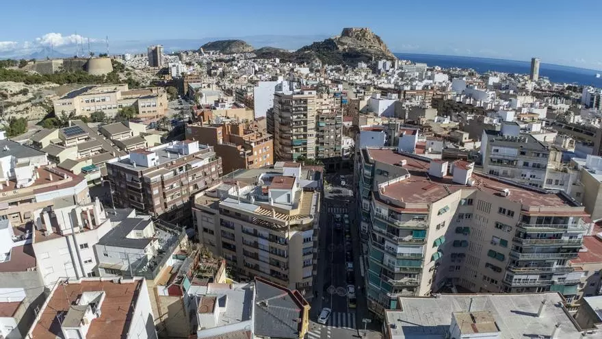 Vídeo | Así es la calle Pintor Gisbert de Alicante en "La calle es nuestra"