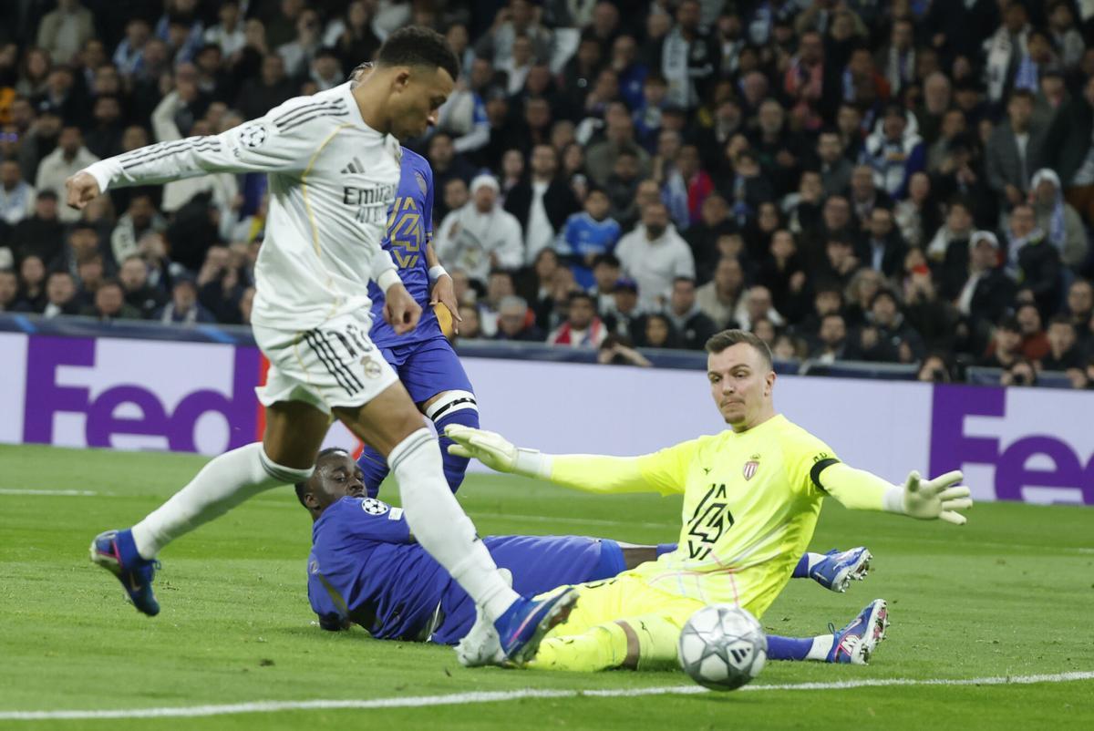 Kylian Mbappé logra su segundo gol en el partido de Champions entre el Real Madrid y el Mónaco