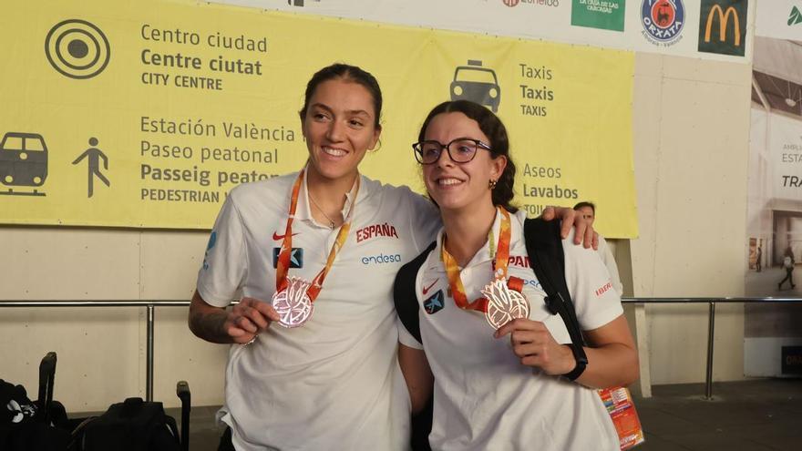 Elena Buenavida y Helena Pueyo ya lucen medalla en València