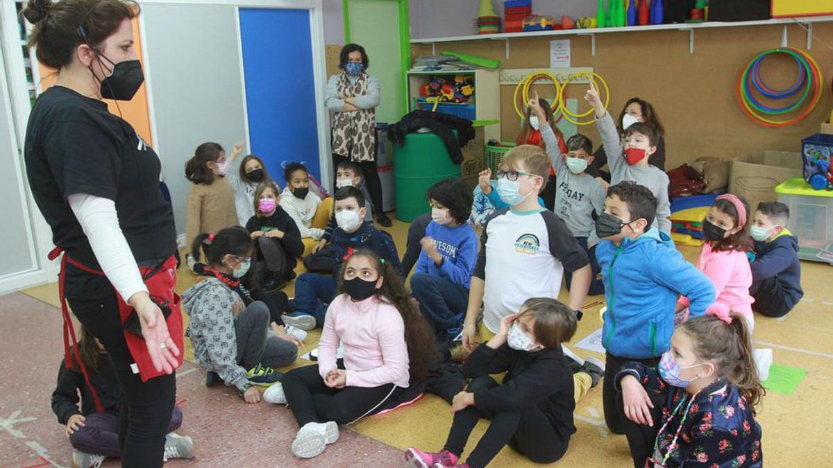 Escolares del CEIP O Couto, durante la actividad.   | // IÑAKI OSORIO